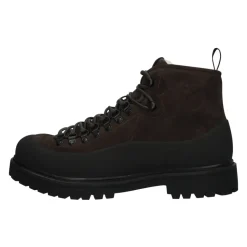 Schnürstiefel