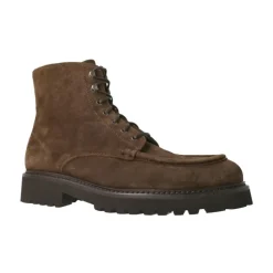 Schnürstiefel