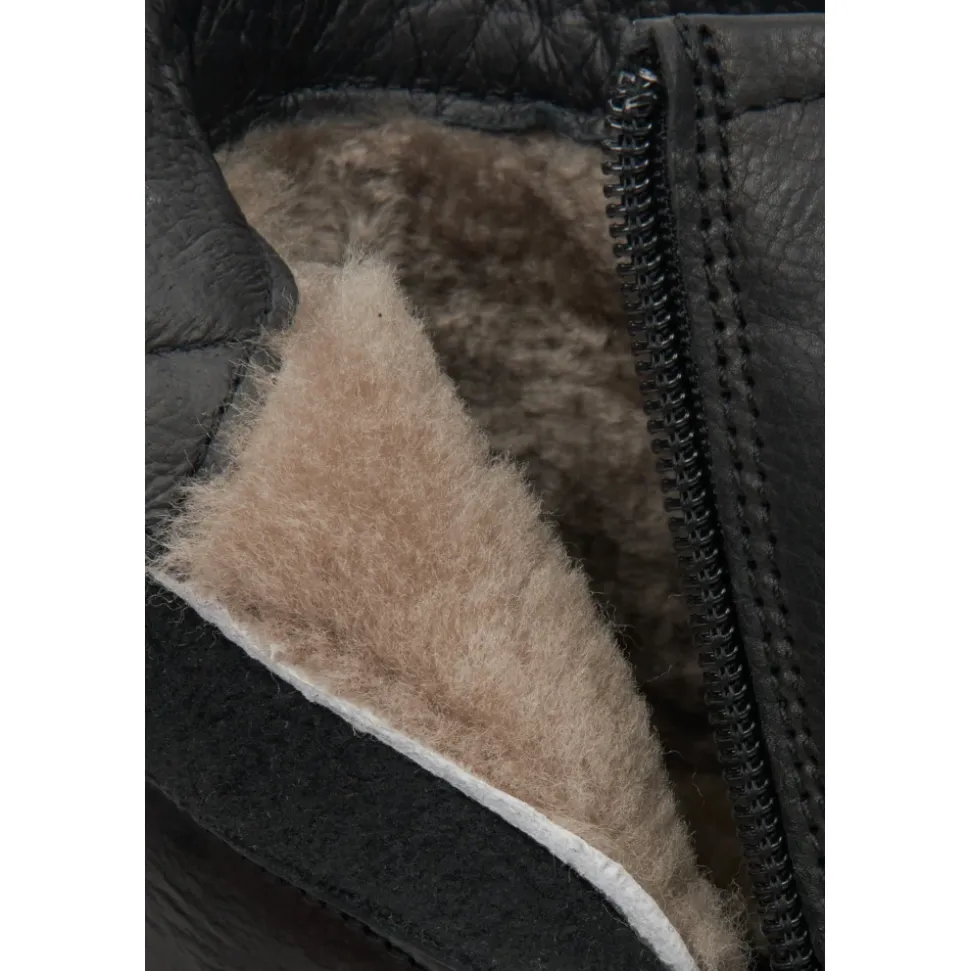 Schnürstiefeletten