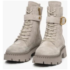 Schnür-Winterstiefel