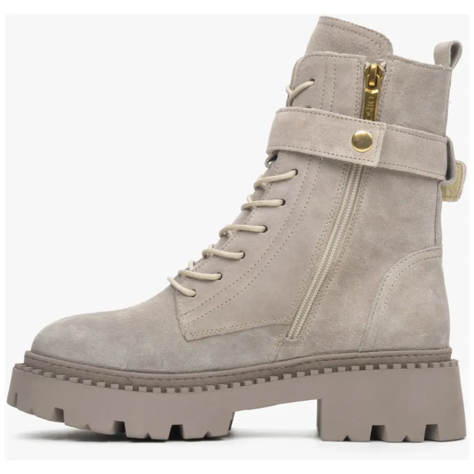 Schnür-Winterstiefel