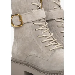 Schnür-Winterstiefel