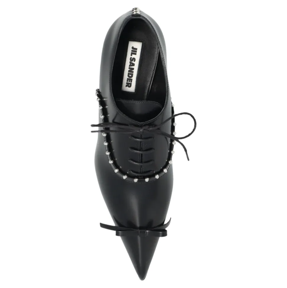 Schuhe mit Absätzen
