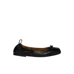 Schwarze Ballerinas mit Schleife
