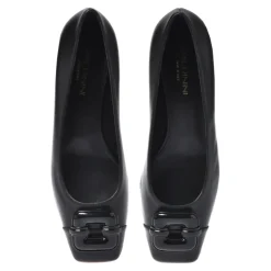 Schwarze Court-Pumps aus Leder
