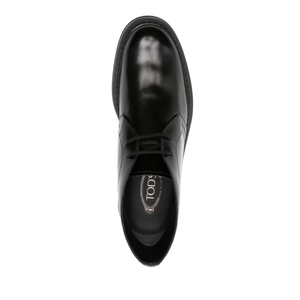 Schwarze flache Schuhe