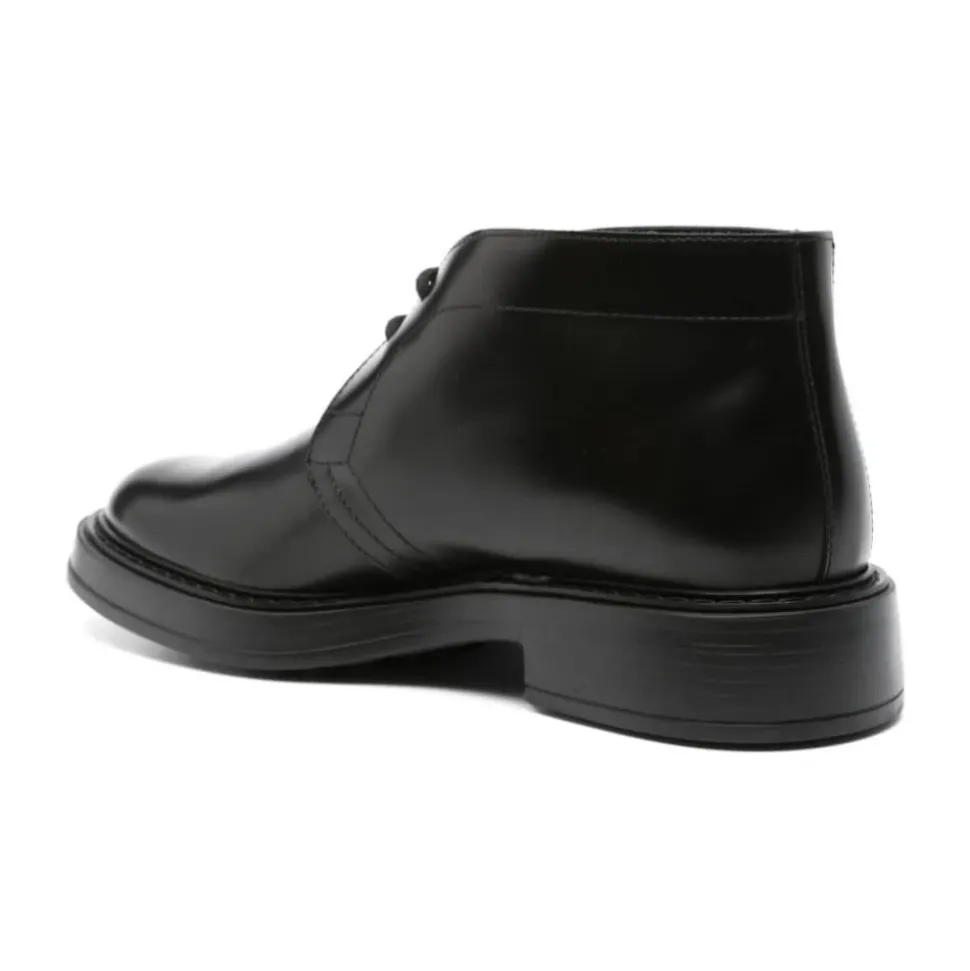 Schwarze flache Schuhe