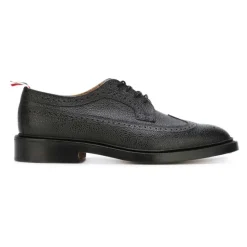 Schwarze flache Schuhe für Frauen