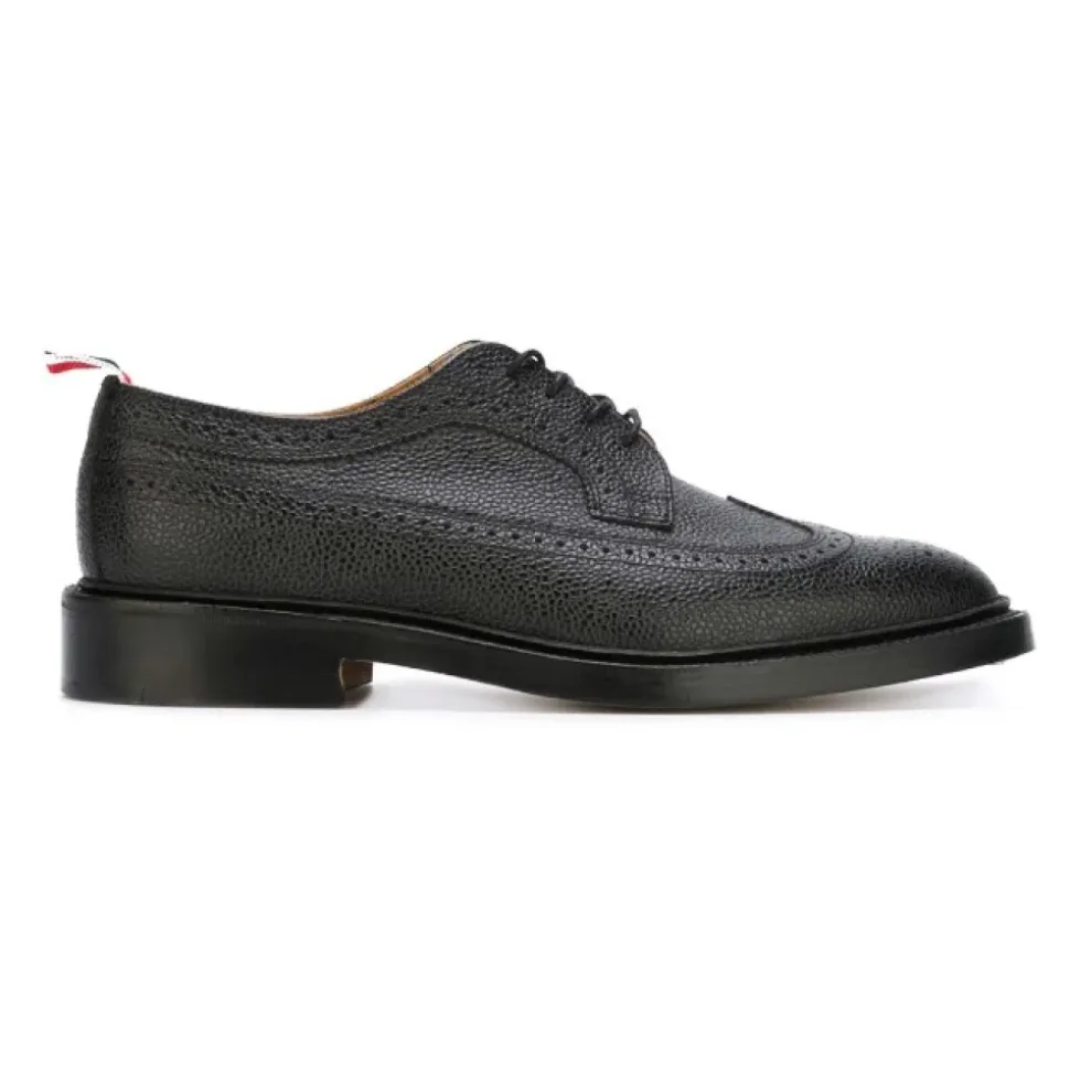 Schwarze flache Schuhe für Frauen