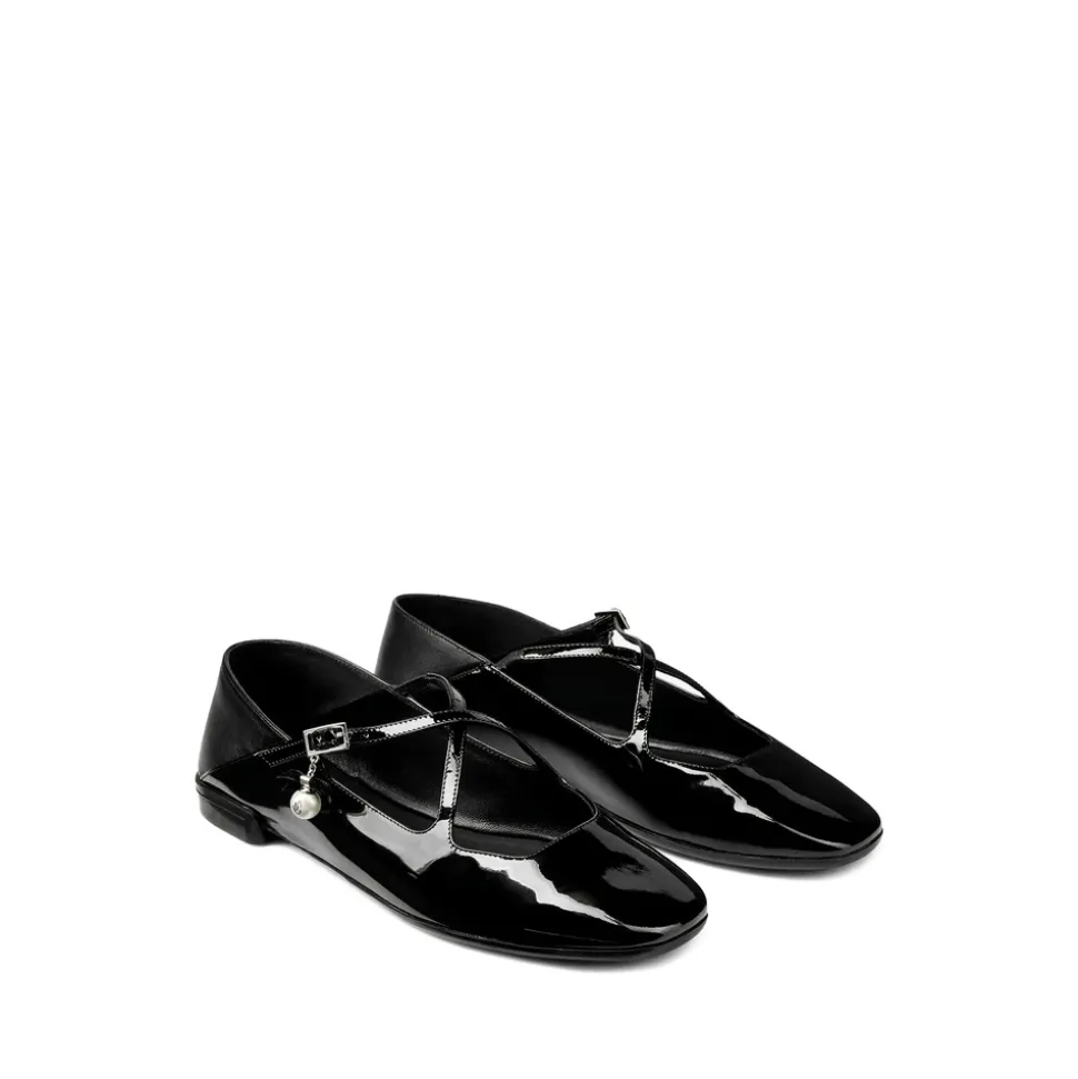 Schwarze Flache Schuhe mit Mandelzehen