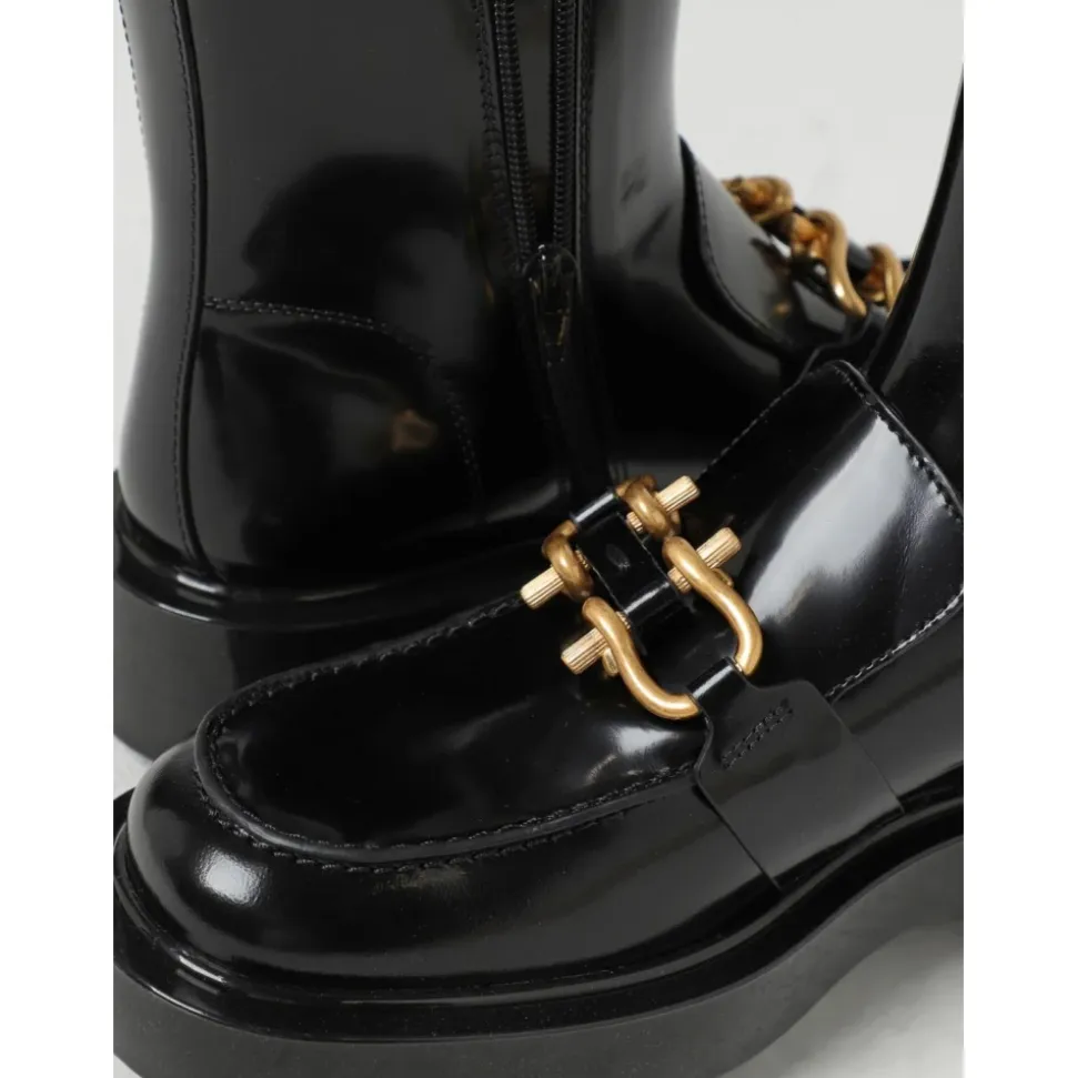 Schwarze Flache Stiefeletten mit Ketten-Detail