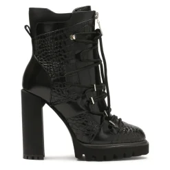 Schwarze geprägte Lederstiefel.Dieses Produkt fällt klein aus.