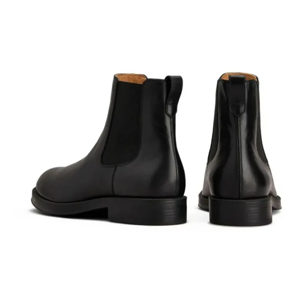 Schwarze Kalbsleder Stiefeletten Elastische Einsätze