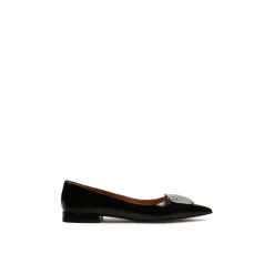 Schwarze lackierte Pumps mit flacher Sohle