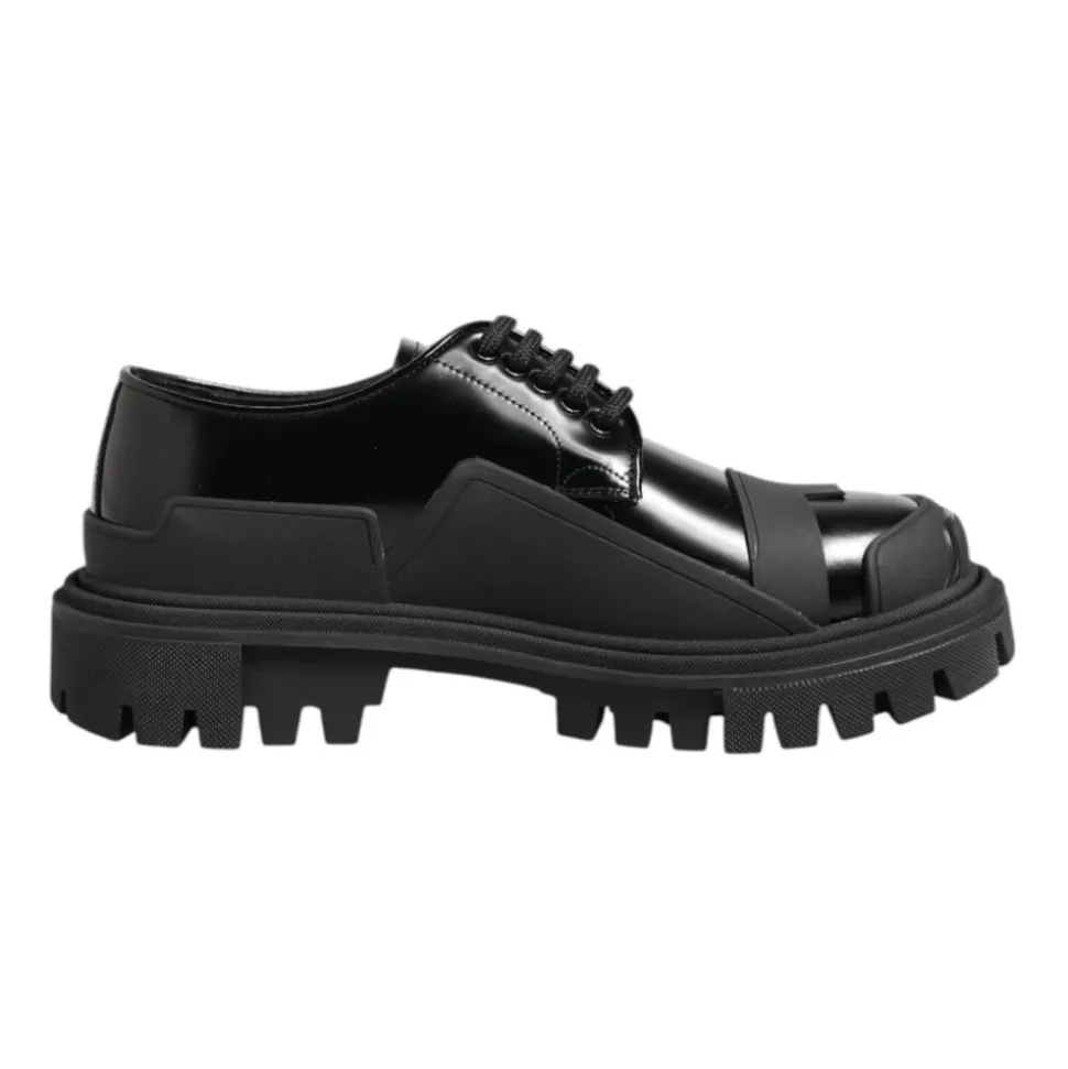 Schwarze Lackleder-Derby-Kleidschuhe