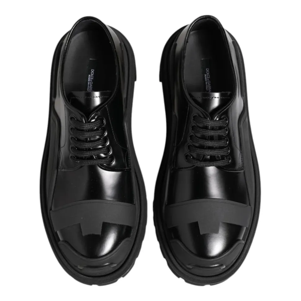 Schwarze Lackleder-Derby-Kleidschuhe