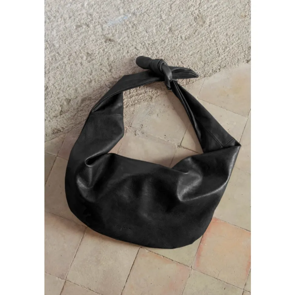 Schwarze Leder Bauchtasche