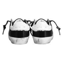 Schwarze Leder Low-Top Sneakers