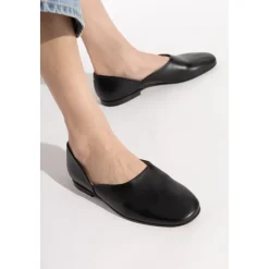 Schwarze Leder-Ballerinas