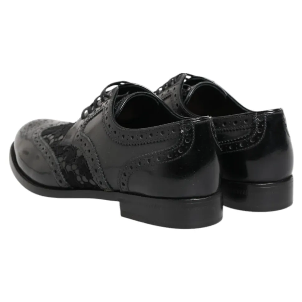 Schwarze Lederblumen Spitzenkleidschuhe