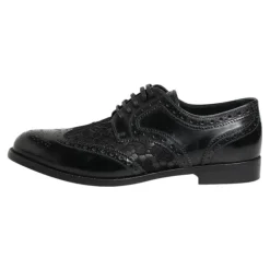 Schwarze Lederblumen Spitzenkleidschuhe
