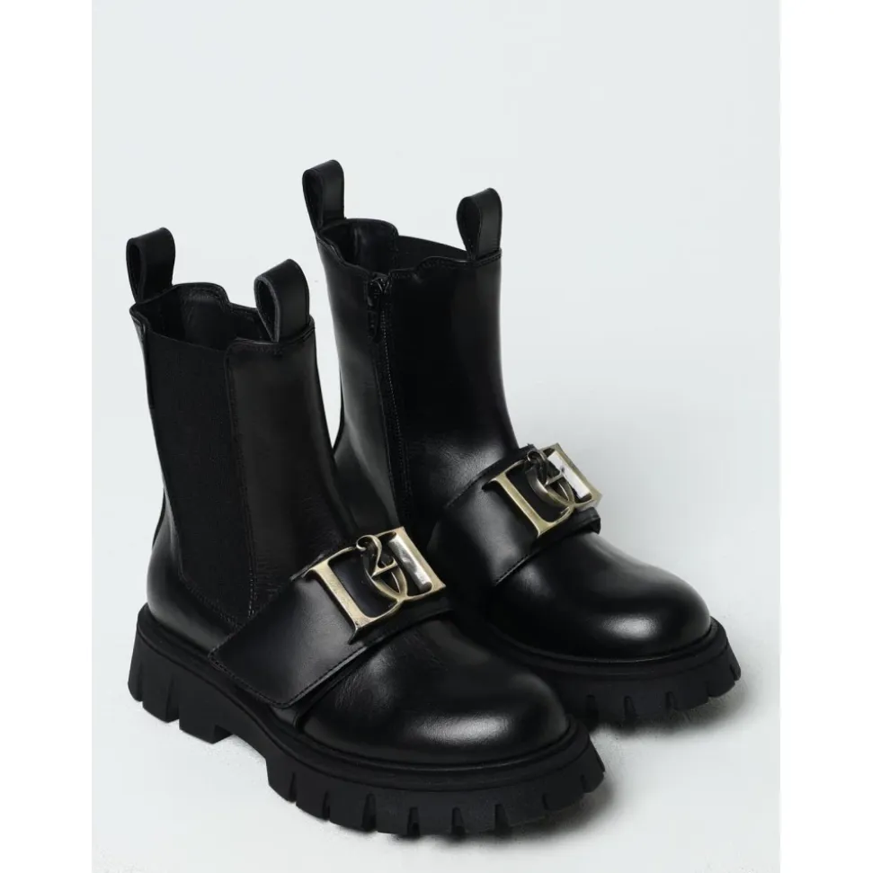 Schwarze Lederknöchelstiefel mit Schnalle