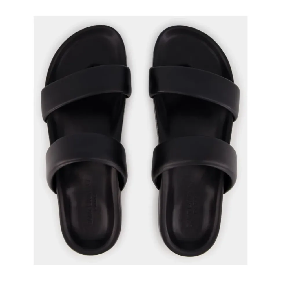 Schwarze Ledersandalen