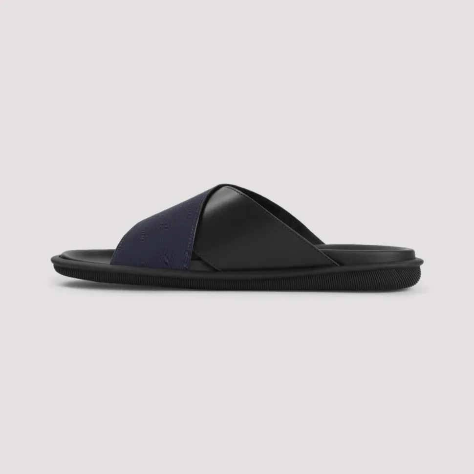 Schwarze Ledersandalen für Männer