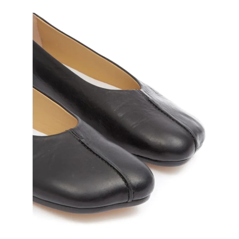 Schwarze Lederschuhe flach