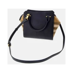 Schwarze Lederschultertasche mit House Check-Motiv