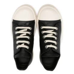 Schwarze Leder-Sneakers