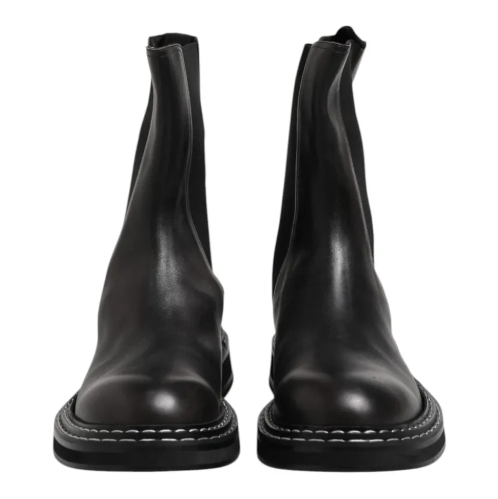 Schwarze Lederstiefel mit Logo