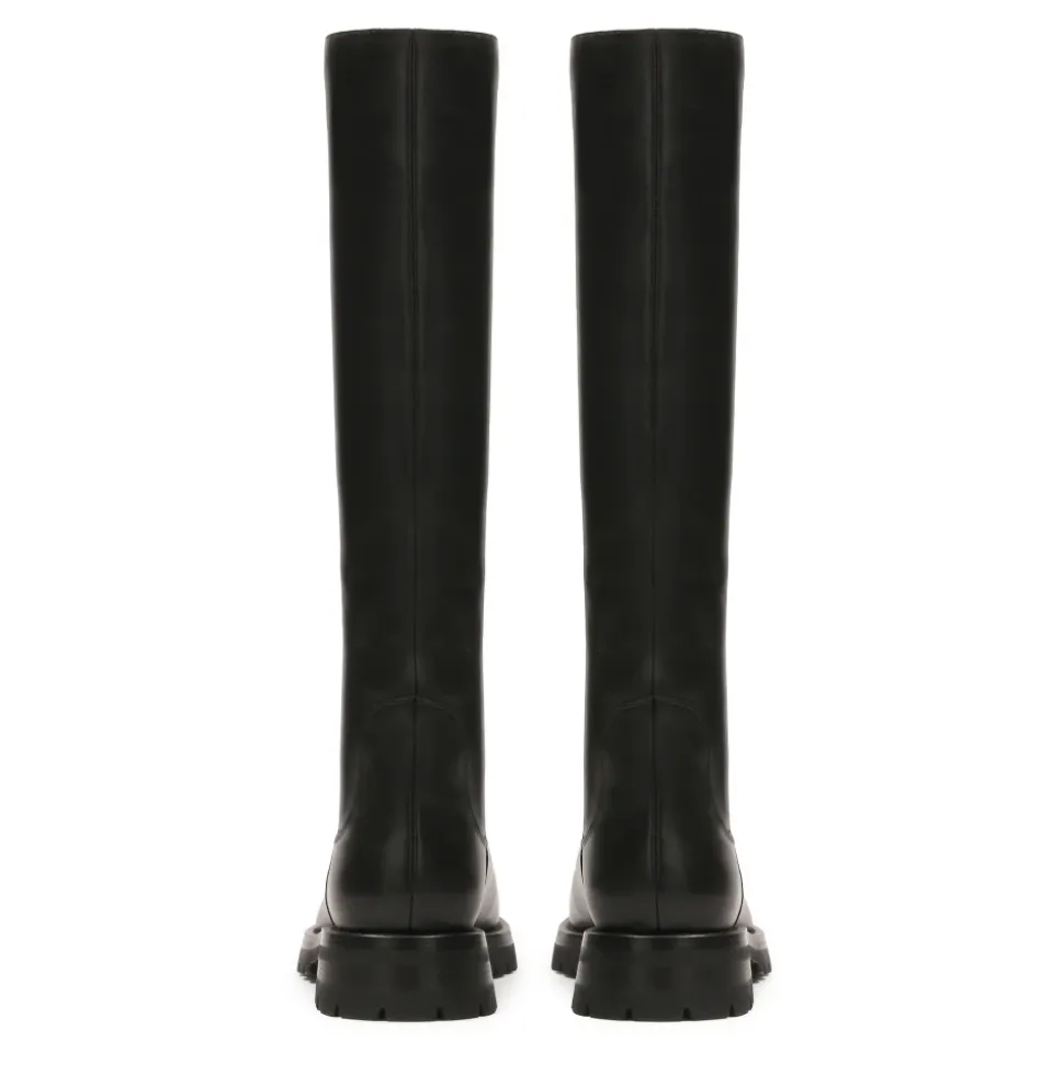 Schwarze Lederstiefel mit Slip-On-Obermaterial