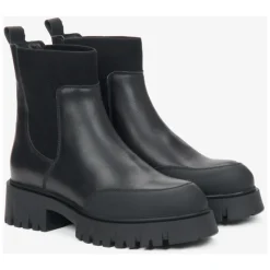 Schwarze Leder-Stiefeletten