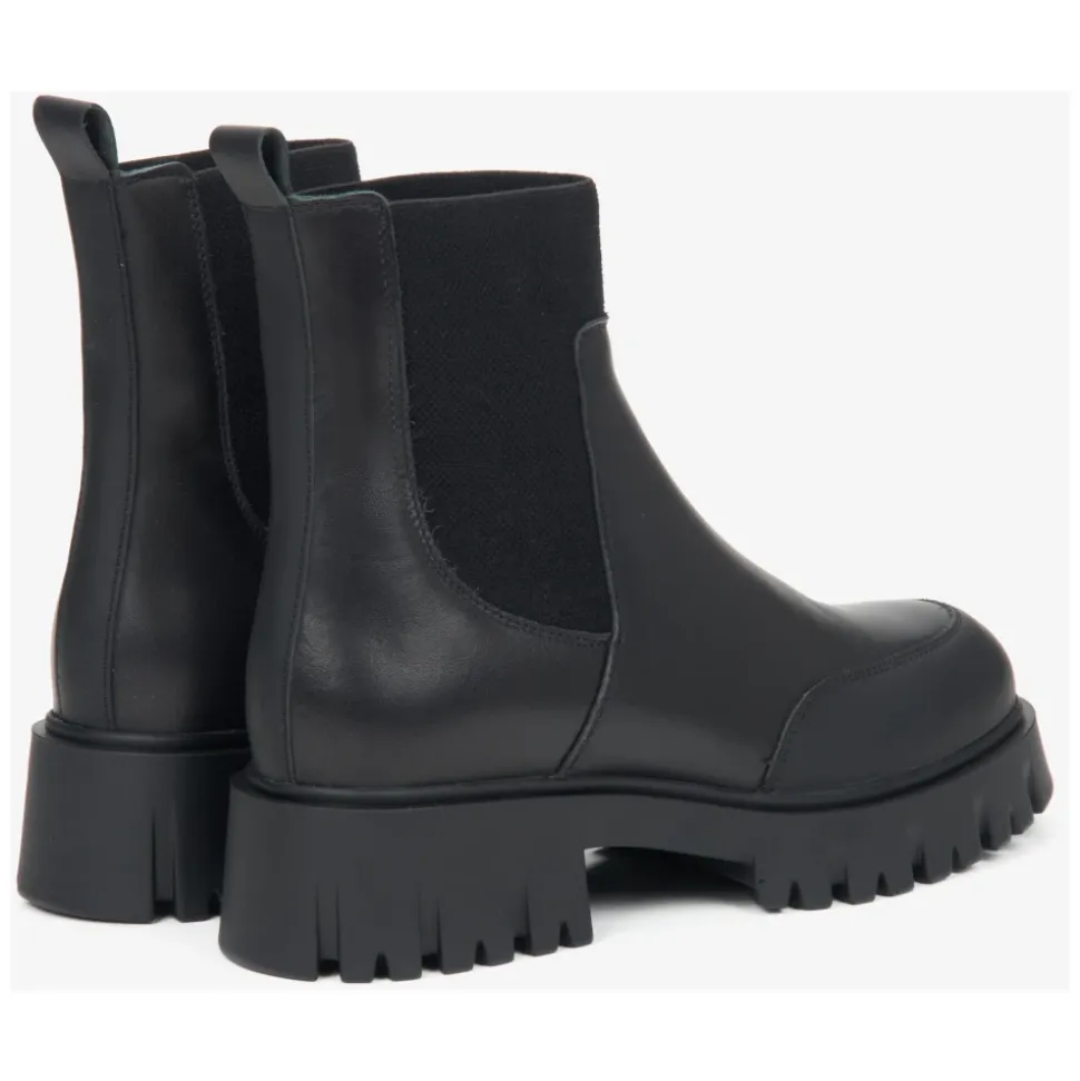 Schwarze Leder-Stiefeletten
