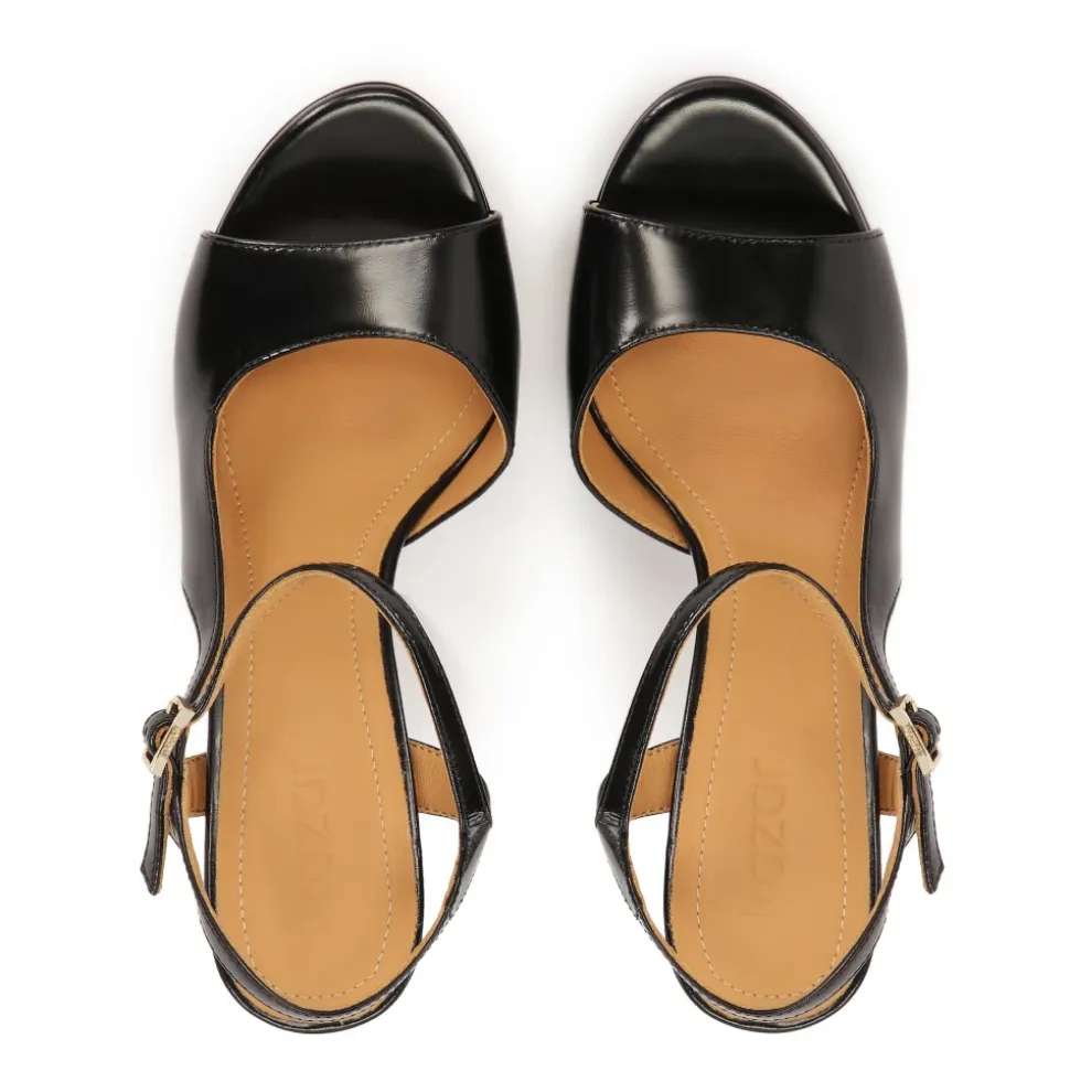 Schwarze Plateau- und Stilettosandalen.Dieses Produkt fällt klein aus.