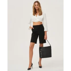 Schwarze Pumps für Damen.Dieses Produkt fällt groß aus.