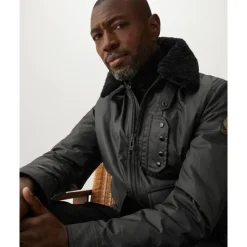 Schwarze Range Jacke mit Schaffellbesatz