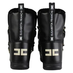 Schwarze Schneestiefel mit Schnürsenkeln