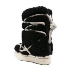 Schwarze Shearling Schnürschuhe
