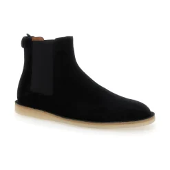 Schwarze Stiefel mit Gummisohle
