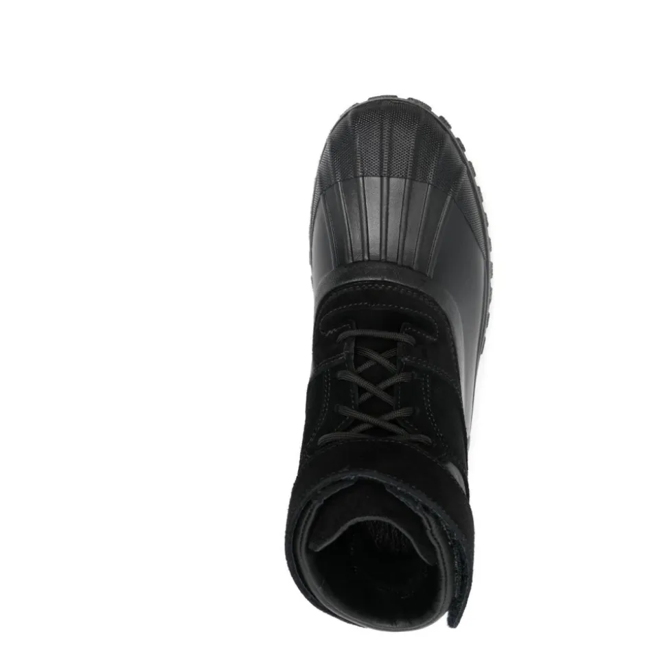 Schwarze Stiefeletten mit Touch-Strap-Verschluss