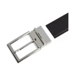 Schwarzer Ledergürtel mit Zamak-Schnalle