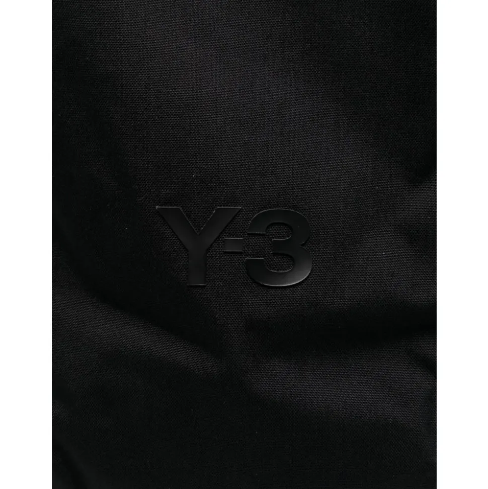 Schwarzer Nylon-Rucksack mit Logo-Detail
