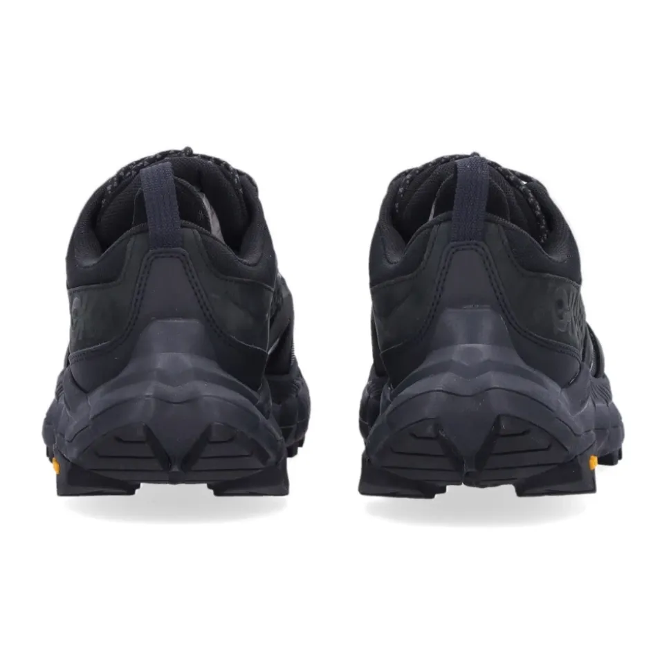 Schwarzer Outdoor-Schuh mit Gore-Tex
