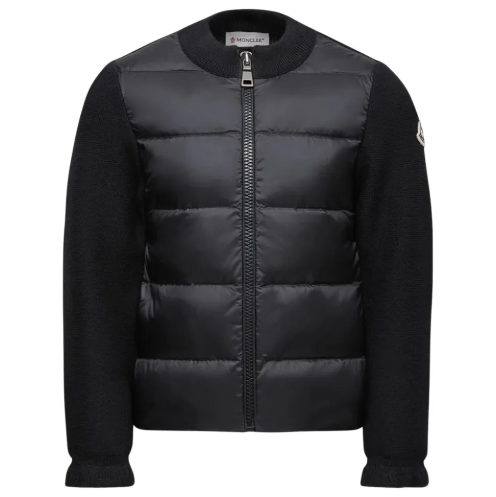 Schwarzer Pullover mit Rippenstrick