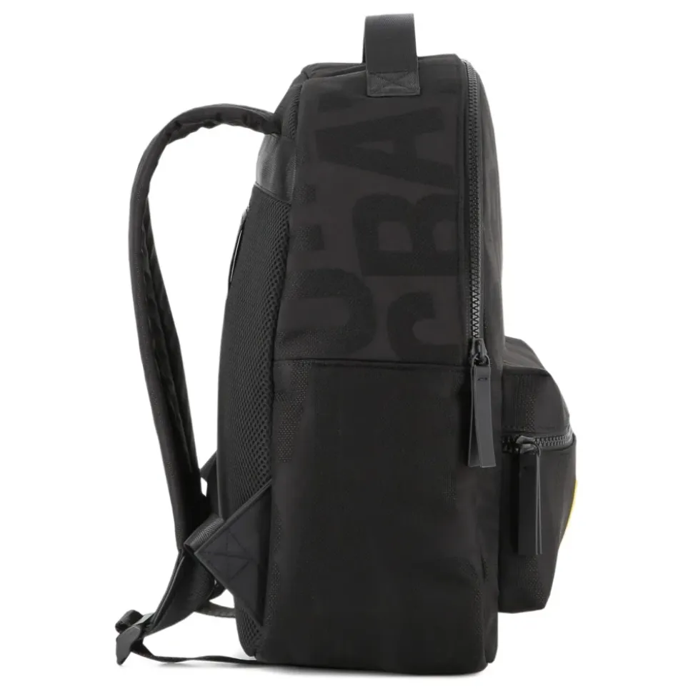 Schwarzer Rucksack mit gelbem Akzentpatch