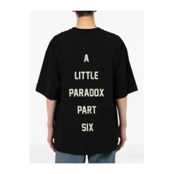 Schwarzes T-Shirt mit Katzenprint und Rundhalsausschnitt