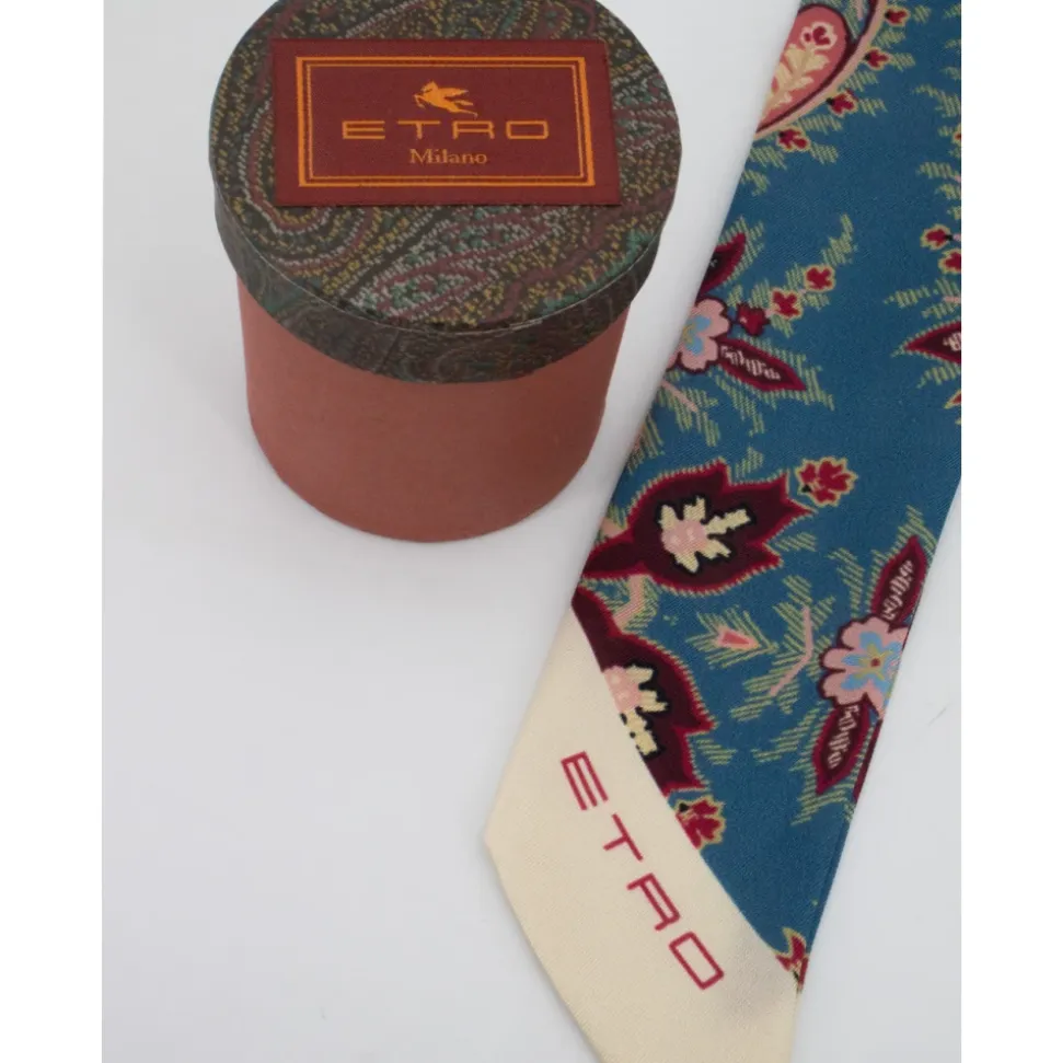 Seidenes Paisley-Tuch mit Kontrastkanten
