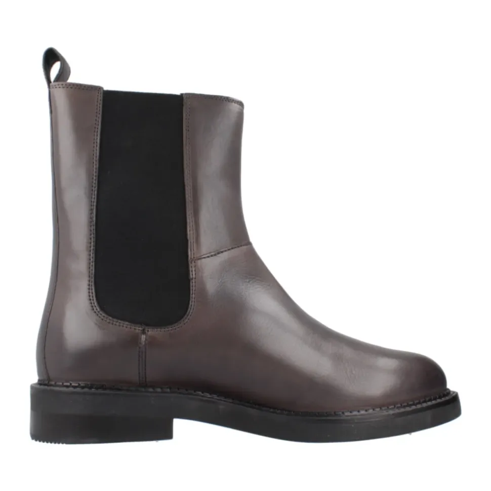 Serilda Chelsea Boots